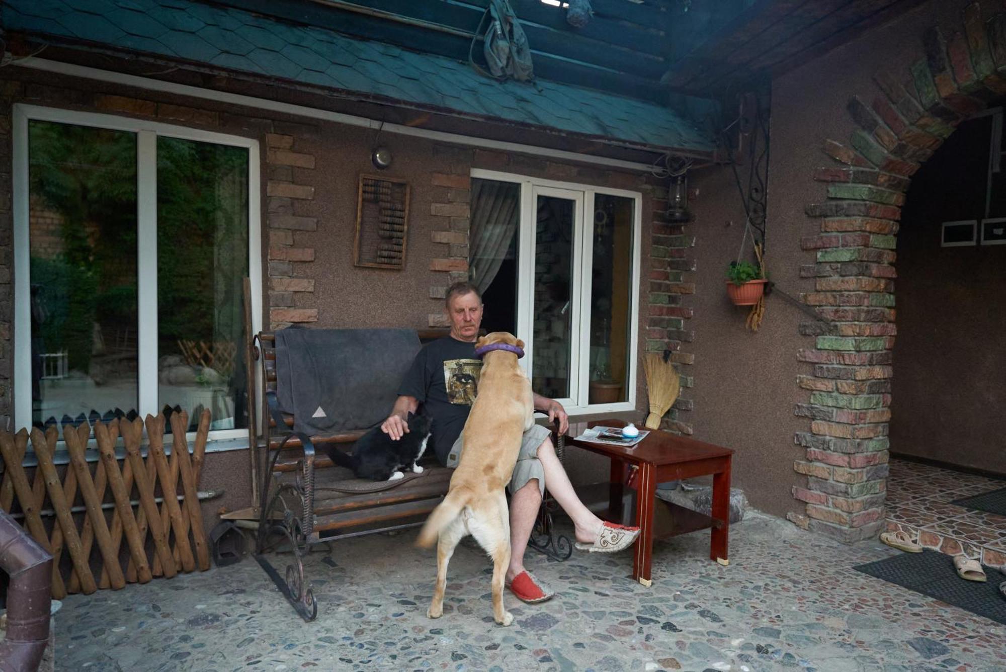 Argo Guest House Karakol Exterior foto